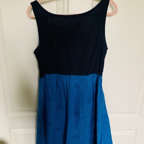 SOLD Mata Traders Floral Embriodered Dress SOLD - Picture 3 of 8